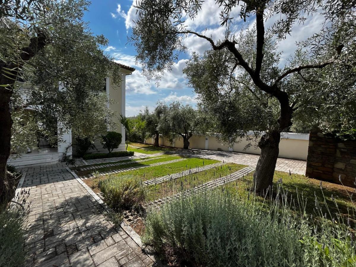 Villa Liana Sourpi Exterior foto